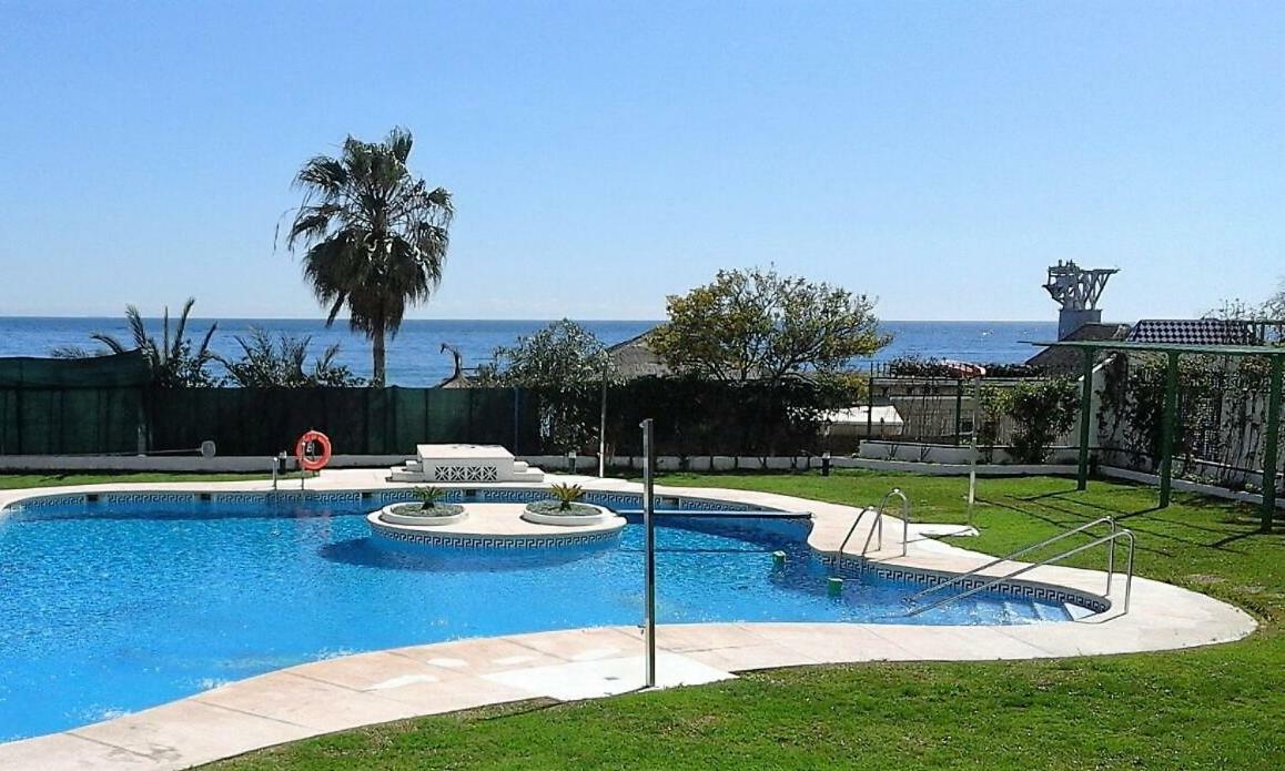 Banana Beach 1A Linea De Playa Marbella Exterior photo