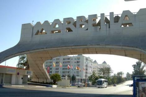 Banana Beach 1A Linea De Playa Marbella Exterior photo